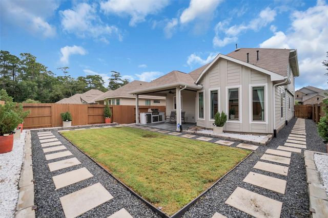 2819 Wilde Redbud Lane, Conroe, TX 77385