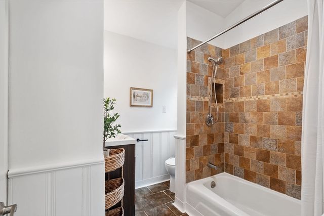 475 Pleasant St, Stoughton, MA 02072