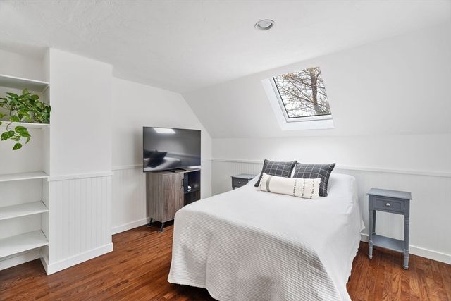 475 Pleasant St, Stoughton, MA 02072