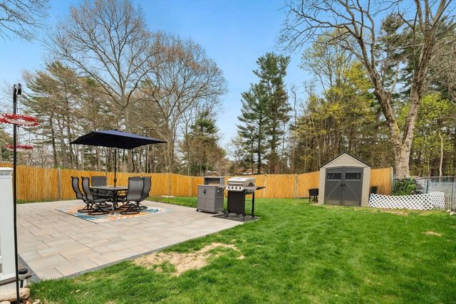 475 Pleasant St, Stoughton, MA 02072