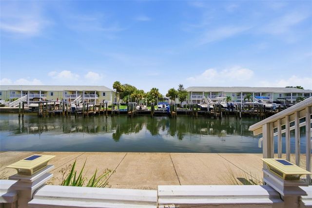 5092 BEACH DRIVE SE A, St Petersburg, FL 33705