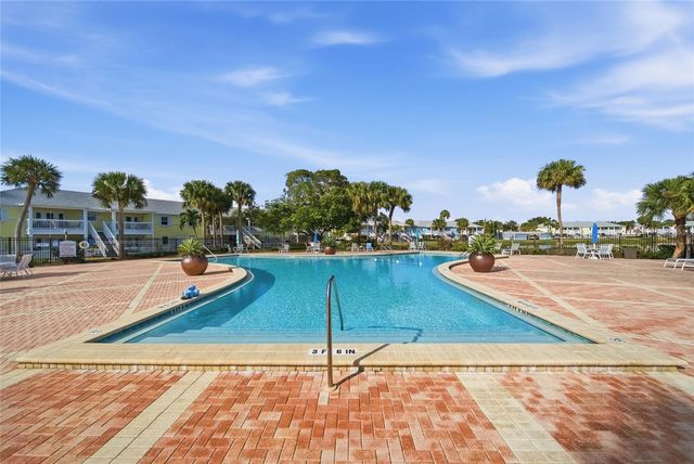 5092 BEACH DRIVE SE A, St Petersburg, FL 33705