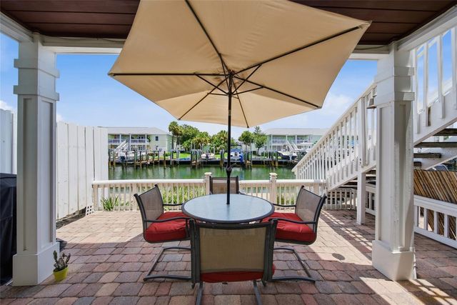 5092 BEACH DRIVE SE A, St Petersburg, FL 33705