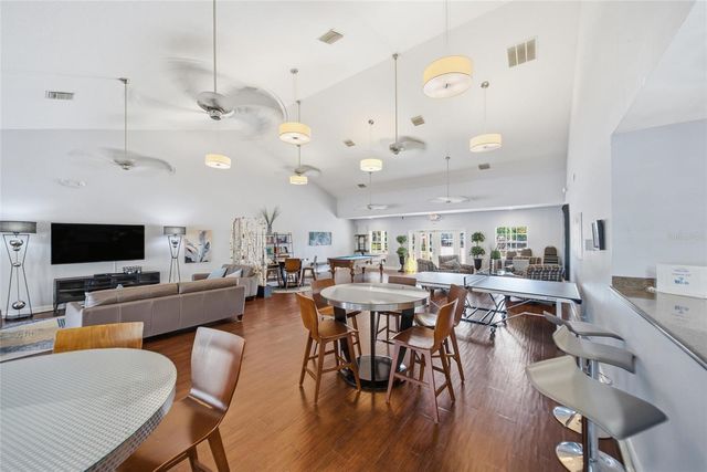 5092 BEACH DRIVE SE A, St Petersburg, FL 33705