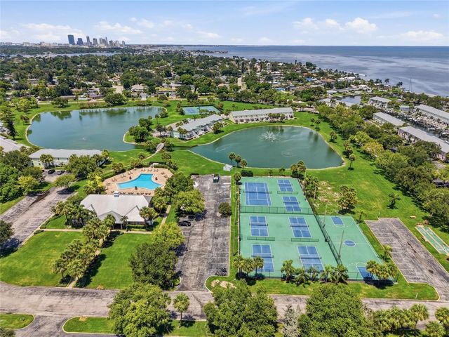 5092 BEACH DRIVE SE A, St Petersburg, FL 33705