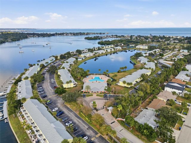 5092 BEACH DRIVE SE A, St Petersburg, FL 33705