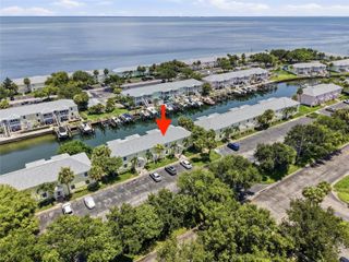 5092 BEACH DRIVE SE A, St Petersburg, FL 33705
