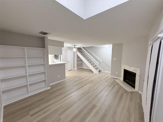 1515 Sandy Springs Road 1102, Houston, TX 77042