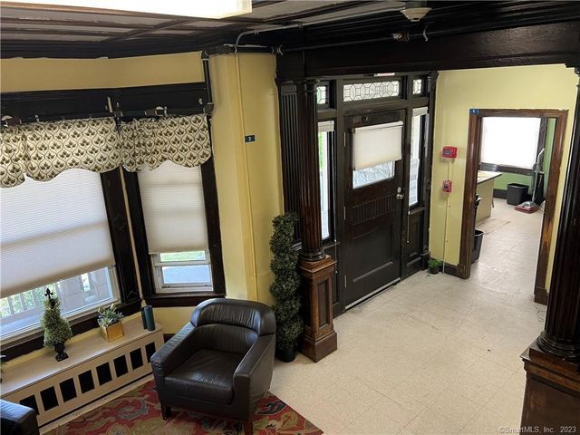 205 Retreat Avenue, Hartford, CT 06106