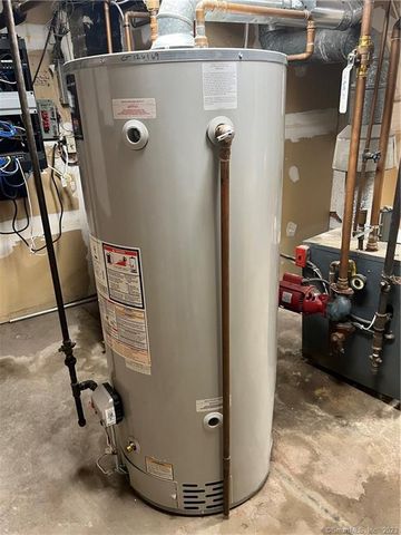 205 Retreat Avenue, Hartford, CT 06106