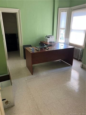 205 Retreat Avenue, Hartford, CT 06106