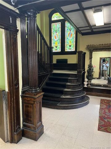 205 Retreat Avenue, Hartford, CT 06106