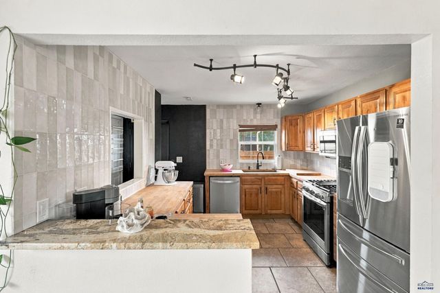 4606 STATON PL, Rapid City, SD 57702