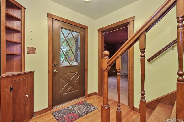 137 Lookout Pass, Stormville, NY 12582