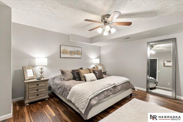 5340 NW 6th Street, Lincoln, NE 68521
