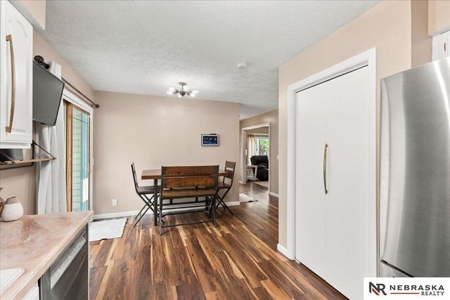 5340 NW 6th Street, Lincoln, NE 68521