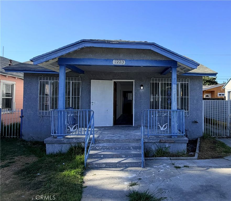 1223 W 69th, Los Angeles, CA 90044 — photo 2