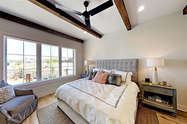 19517 Flying J BLVD 6, Spicewood, TX 78669