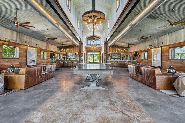 19517 Flying J BLVD 6, Spicewood, TX 78669