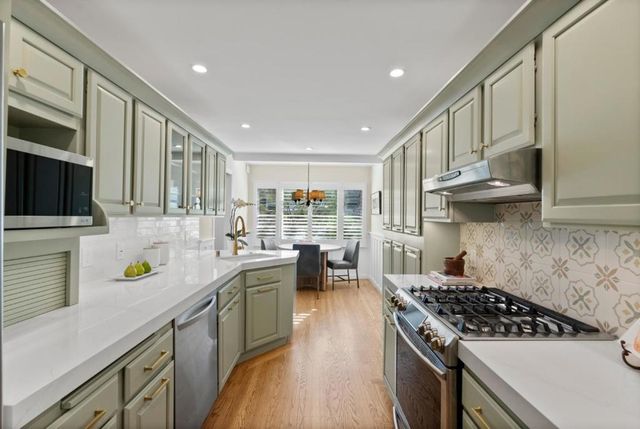 1632 Notre Dame Avenue, Belmont, CA 94002