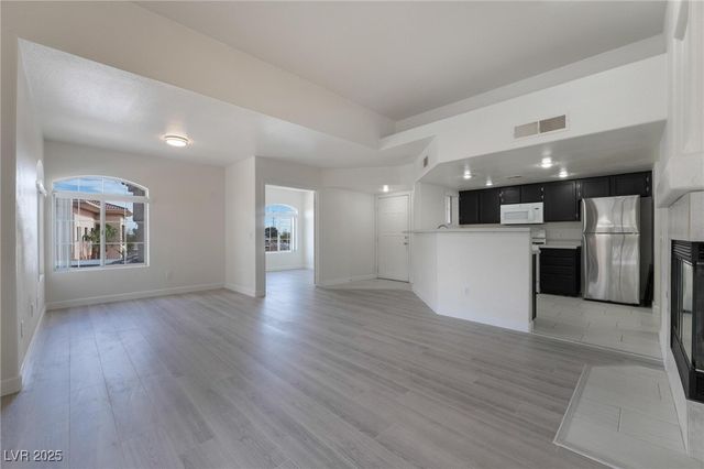 7400 West Flamingo Road 2013, Las Vegas, NV 89147