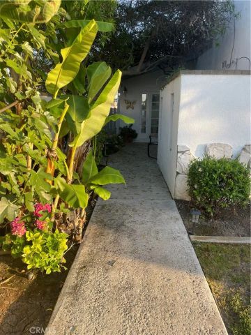 927 W 6th Street, San Pedro, CA 90731