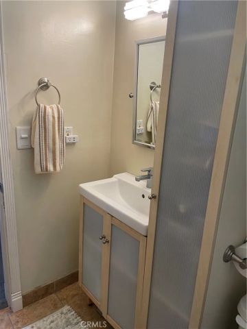 927 W 6th Street, San Pedro, CA 90731