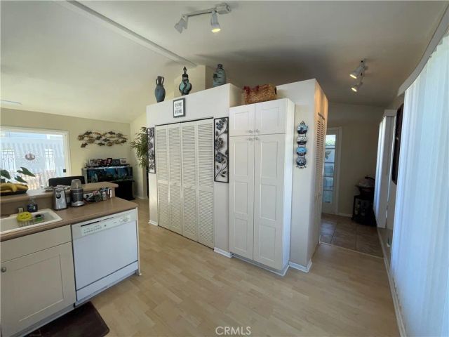 927 W 6th Street, San Pedro, CA 90731