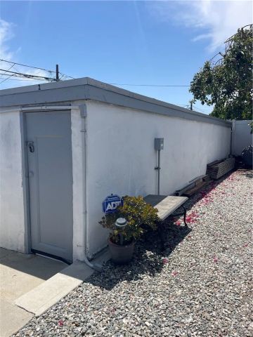 927 W 6th Street, San Pedro, CA 90731