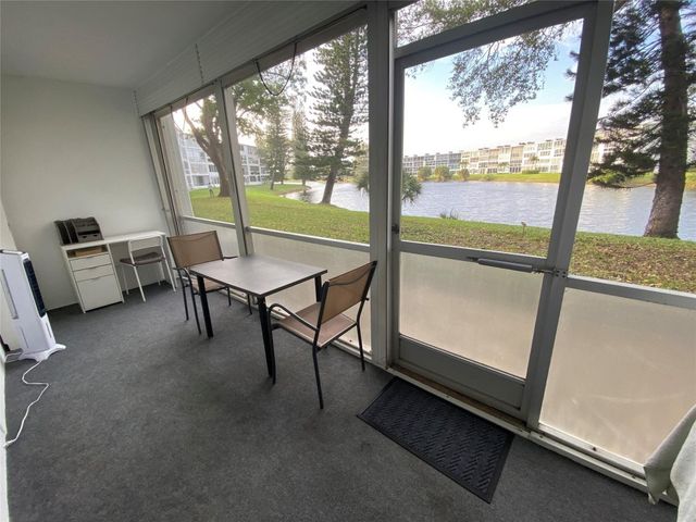 1023 Cambridge B 1023, Deerfield Beach, FL 33442