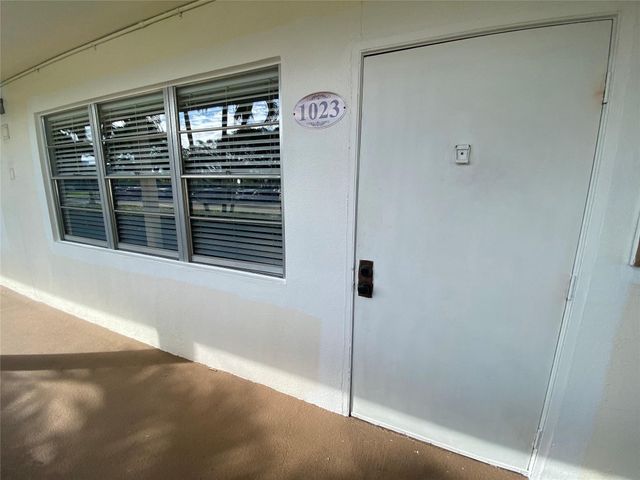 1023 Cambridge B 1023, Deerfield Beach, FL 33442