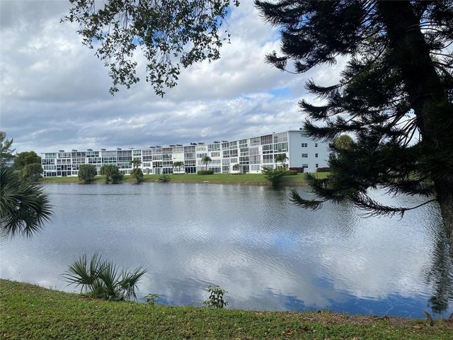 1023 Cambridge B 1023, Deerfield Beach, FL 33442