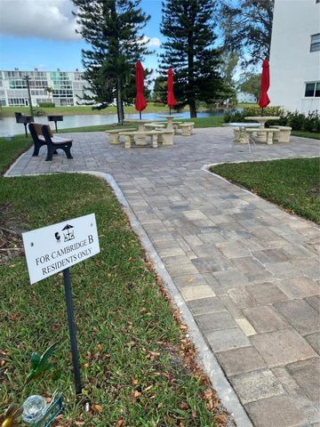 1023 Cambridge B 1023, Deerfield Beach, FL 33442