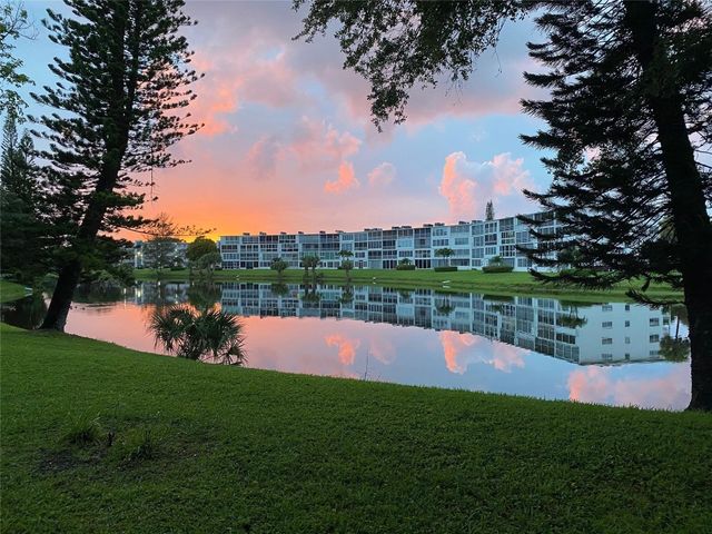 1023 Cambridge B 1023, Deerfield Beach, FL 33442