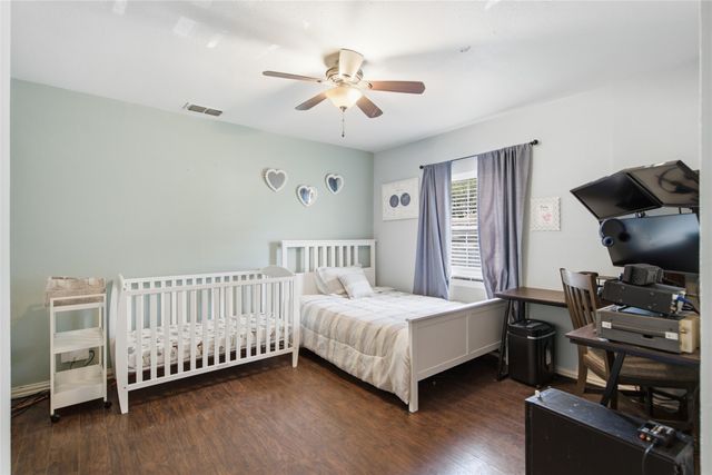 217 N Laramie Circle, Pilot Point, TX 76258