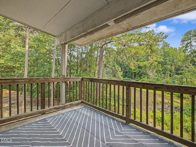 618 Pine Ridge Place, Raleigh, NC 27609