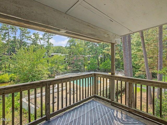618 Pine Ridge Place, Raleigh, NC 27609