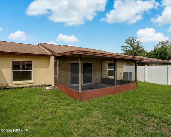8675 PURSLANE Place, Jacksonville, FL 32217