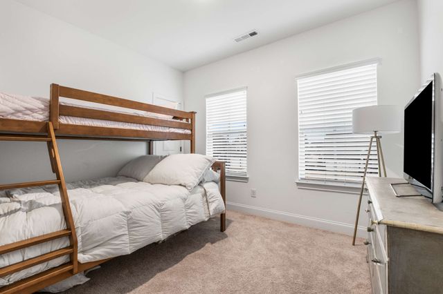 5520 Shelton Blvd, Murfreesboro, TN 37129