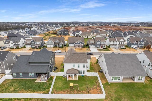 5520 Shelton Blvd, Murfreesboro, TN 37129