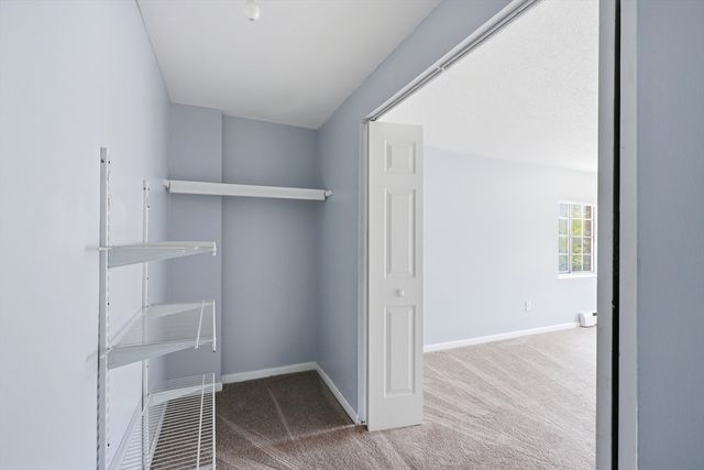 135 Grove St 131, Rockland, MA 02370
