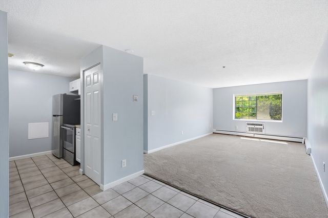 135 Grove St 131, Rockland, MA 02370