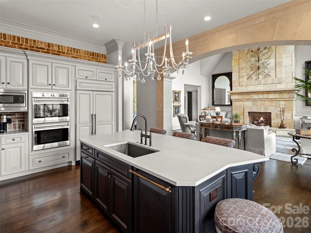 1829 Bella Vista Court, Arden, NC 28704