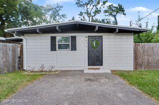 913 DEPAUL Drive, Jacksonville, FL 32218