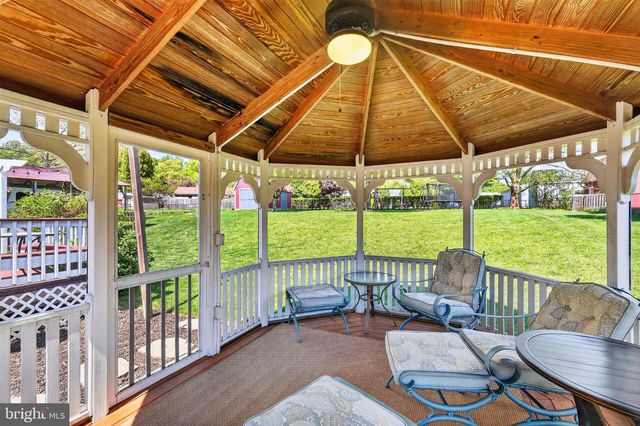 15009 PEACHSTONE DR, Silver Spring, MD 20905