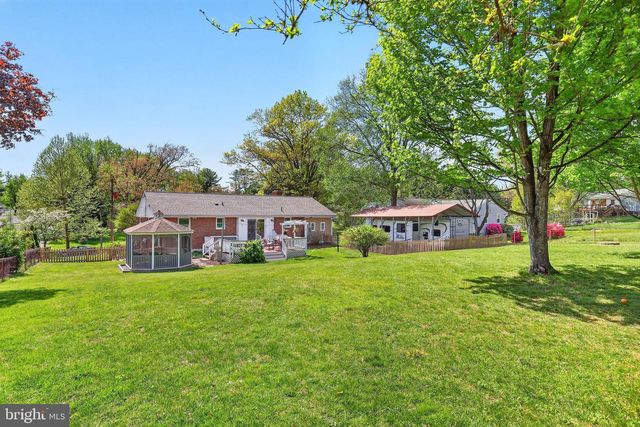 15009 PEACHSTONE DR, Silver Spring, MD 20905
