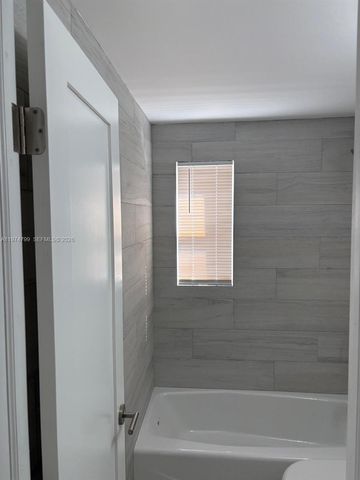 510 Santander Ave 1, Coral Gables, FL 33134