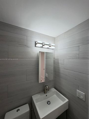 510 Santander Ave 1, Coral Gables, FL 33134