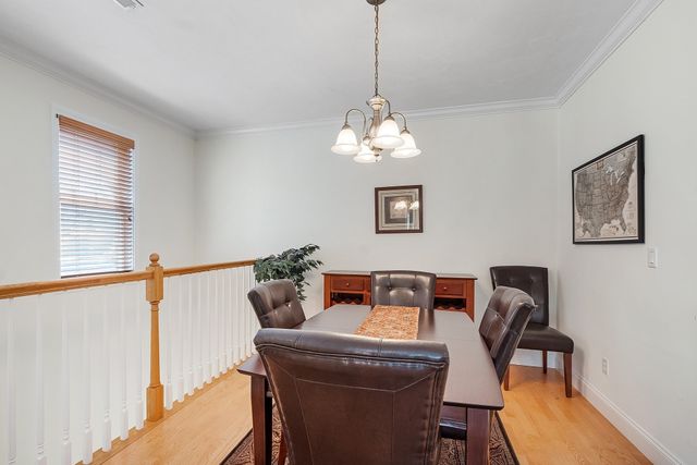 50 Seven Springs Lane A, Burlington, MA 01803