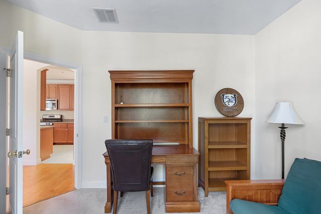 50 Seven Springs Lane A, Burlington, MA 01803